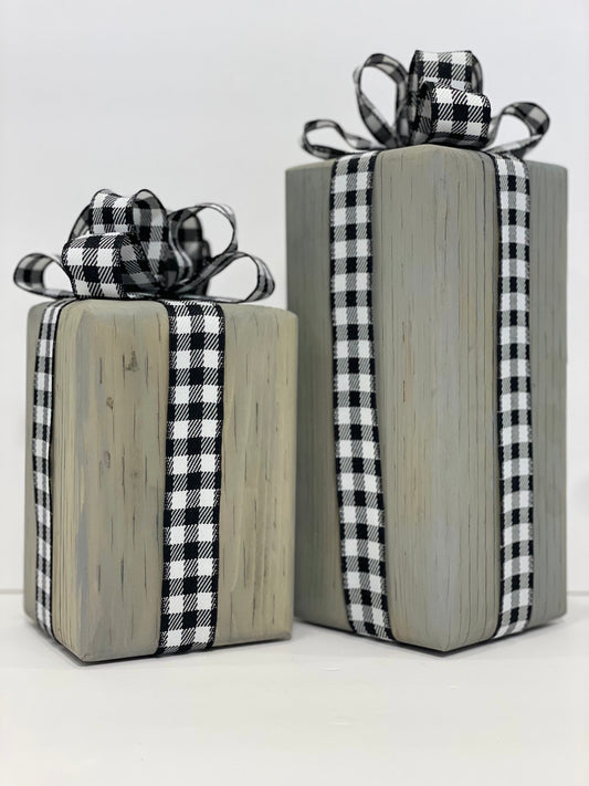 Holiday Delights Decor - Wood Block Gifts - 2 piece set - White Buffalo Check
